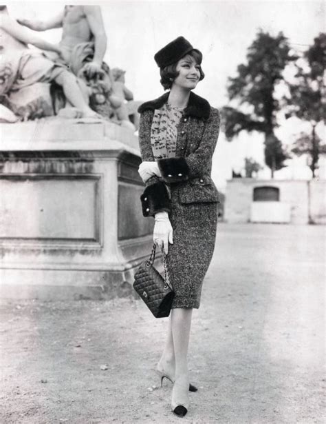 coco chanel primi modelli|Coco Chanel, la rivoluzionaria della moda femminile.